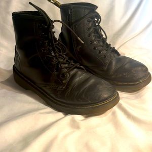 Dr Martens Black high tops-